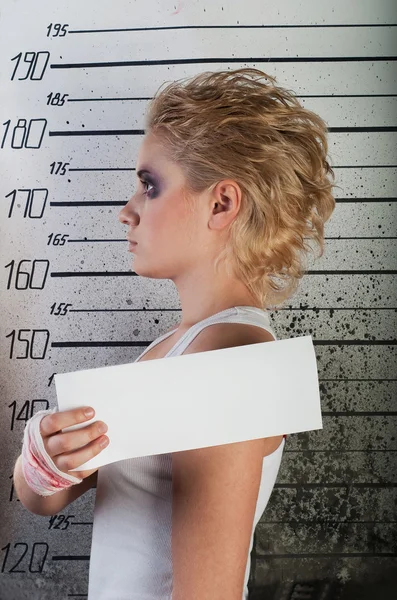 Rapariga na prisão. perfil — Fotografia de Stock