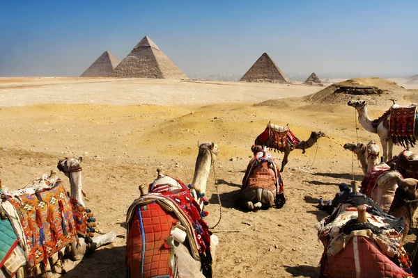 Giza Pyramiden, Kairo, Ägypten — Stockfoto