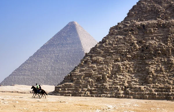 吉萨金字塔，开罗，埃及 — 图库照片