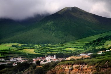 Azores Köyü