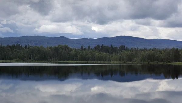Rzeka w Szwecji — Zdjęcie stockowe