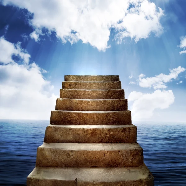 Steps and clouds — Stock Photo, Image