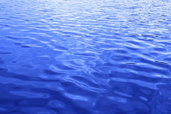 Blaues Wasser — Stockfoto