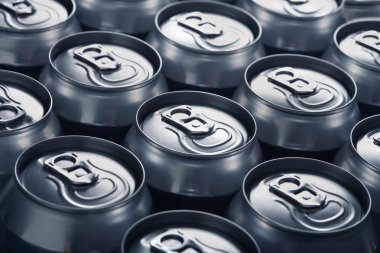 Aluminum cans clipart