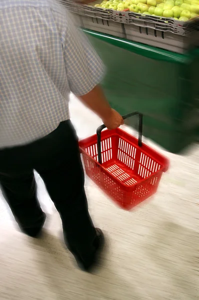 Shopping in grocery store — Stock Photo, Image