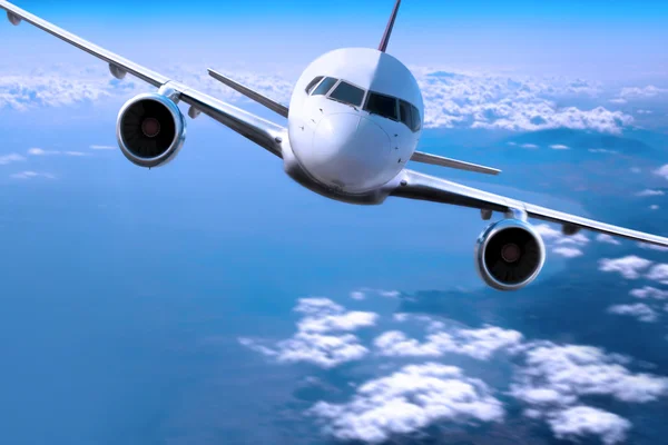 Flugzeug über den Wolken, — Stockfoto