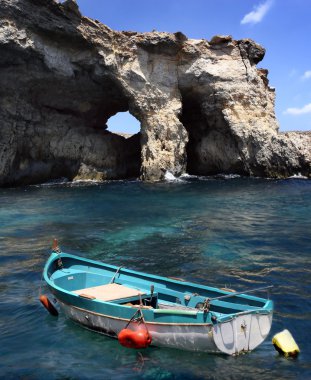 Gozo uçurumun yüz