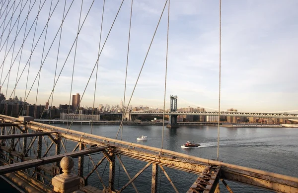 Brooklyn Bridge in the evening — Stock Photo, Image