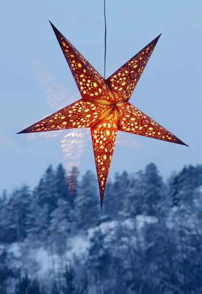 Estrella Nocturna Iluminada Gran Ventanal — Foto de Stock