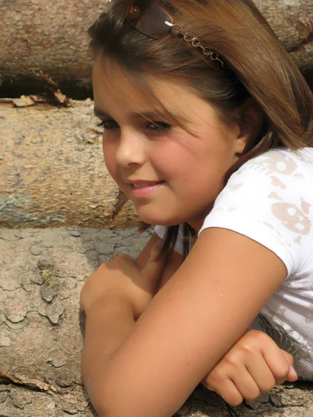 Portretul unei tinere fete — Fotografie, imagine de stoc