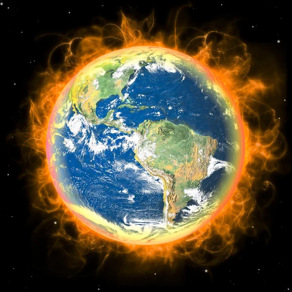 Prawdziwe ziemi planeta w kosmosie. sun Red fire. — Zdjęcie stockowe