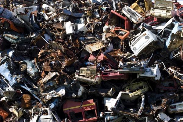 stock image Old rusting cars in a junk yard