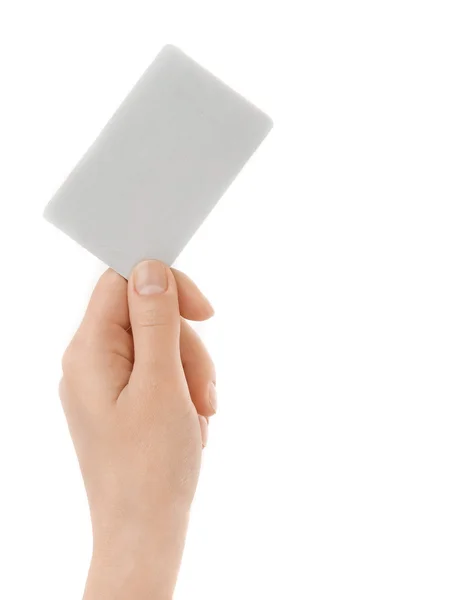 신용 카드 여성의 손 잡고 — 스톡 사진