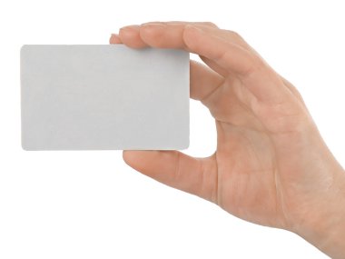 Beyaz arka plan üzerinde izole bir kart tutan el