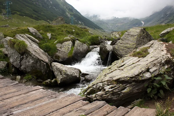 Wunderschöne Wilde Landschaft Mit Wasserfall Aus Transfagarasan — Stockfoto