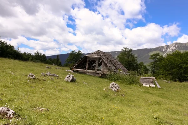 Maison Ancienne Sur Plateau Montagneux — Photo
