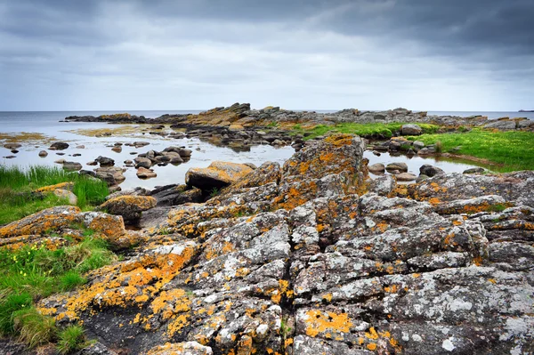 博恩霍尔姆岛，波罗的海上的岩石 — 图库照片