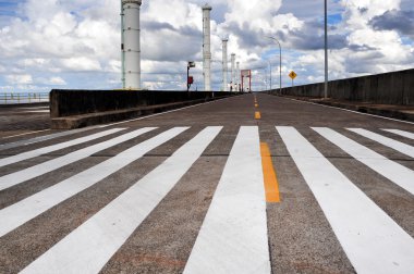 Top of dam