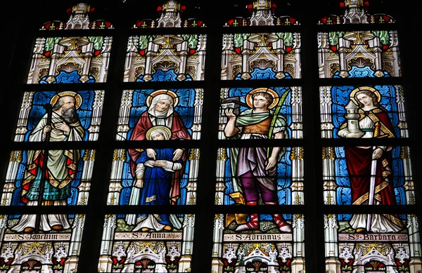 Kilise vitray pencere — Stockfoto