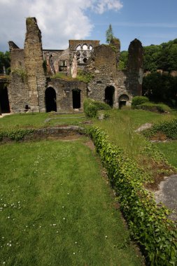 Villers Manastırı Harabeleri