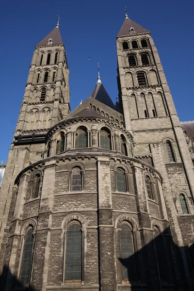 在图尔奈，比利时圣母大教堂 — 图库照片