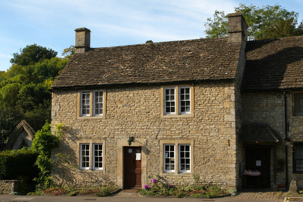 Typical Cotswolds cottage