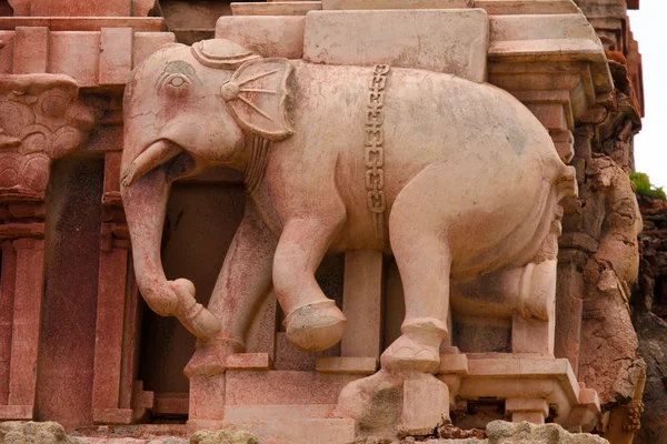 Słoń płaskorzeźba — Zdjęcie stockowe