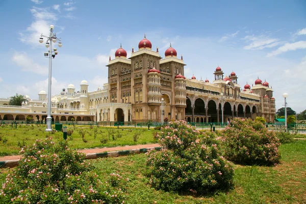Pałac mysore — Zdjęcie stockowe