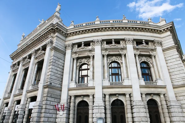Бургтеатр в Вене — стоковое фото