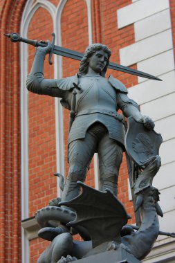 saint george Riga heykeli