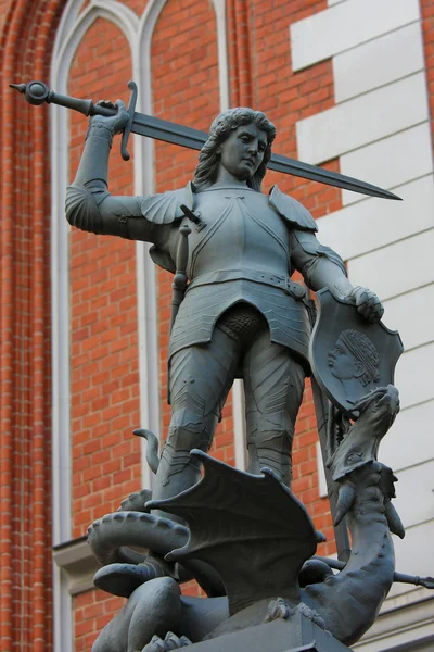 Statua di San Giorgio a Riga — Foto Stock