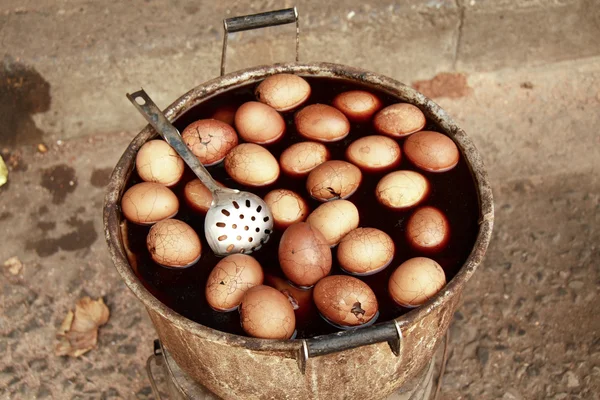 Ovos Chá Chineses Uma Panela Com Casca Rachada — Fotografia de Stock