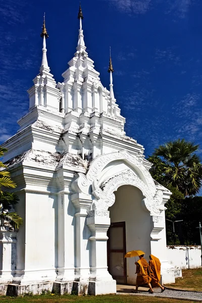 Beautiful temple gate in Chiangmai — Stock Photo, Image