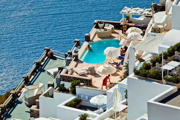 A vista do hotel em Santorini — Fotografia de Stock