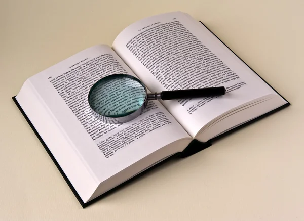 Open Book Magnifying Glass Placed — Stock Photo, Image