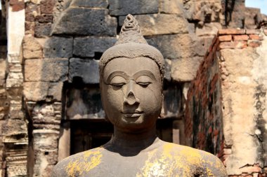 Buddha Image in Pagoda Lopburi of Thailand