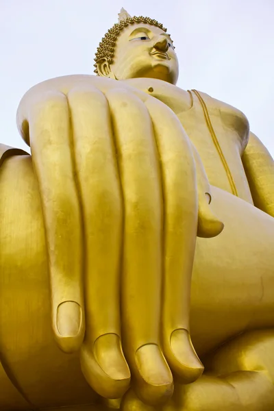 Big hand big buddha image in thai temple — Stock Photo, Image