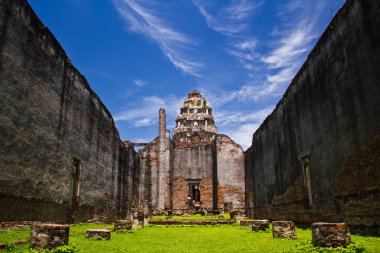 WAT phasrirattanamahathat lopburi Tayland içinde