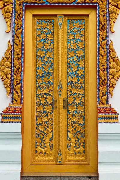 Tradycyjny tajski na drzwi — Zdjęcie stockowe
