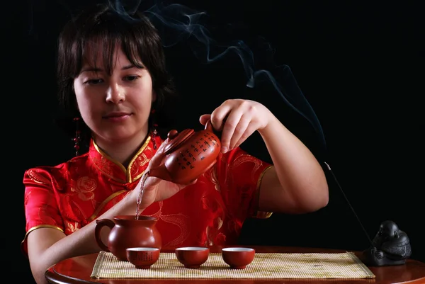 Παραδοσιακή Κινεζική Τσάι Τελετή Που Γυρίστηκε Στούντιο — Φωτογραφία Αρχείου