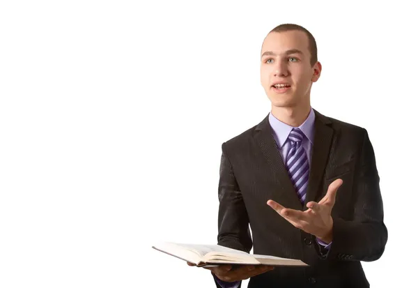 Молодой человек проповедует Евангелие — стоковое фото