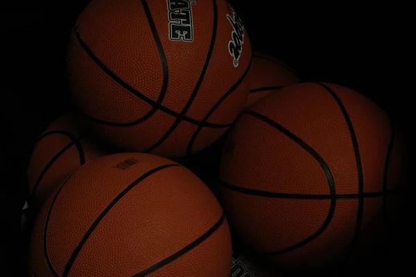 Palloni da basket non richiesti — Foto Stock