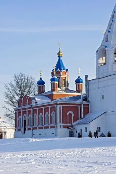 Kościół Dzwonnica Kolomna Zima — Zdjęcie stockowe