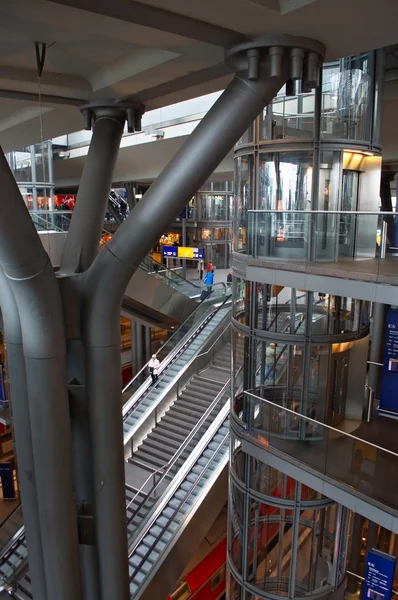 Hauptbahnhof en Berlín — Foto de Stock