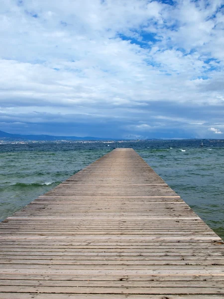 Pier, blue sky and clouds — Stock Photo, Image