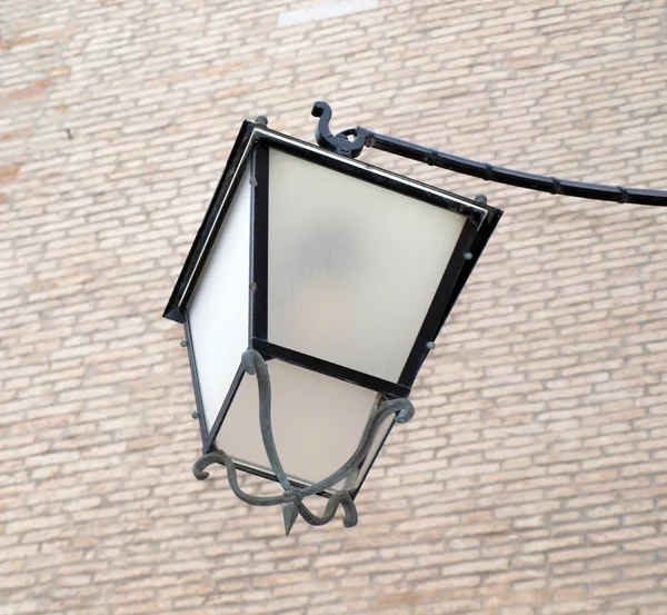 Klasická Lampa Cihlovou Zeď Pozadím — Stock fotografie