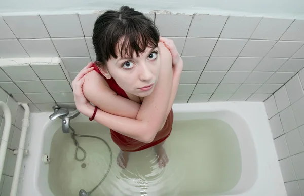 Женщина в ванной — стоковое фото