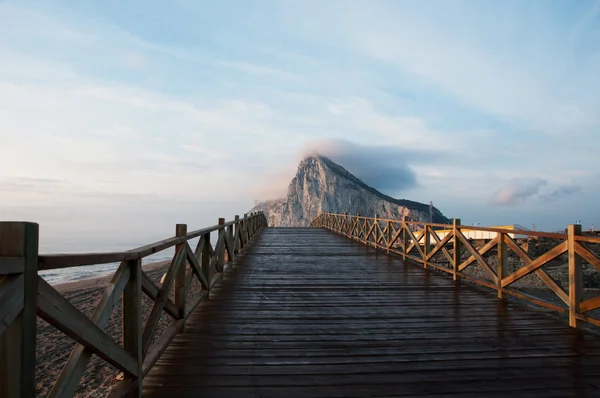 Budovat mosty s Gibraltarem - nepálí je! — Stock fotografie