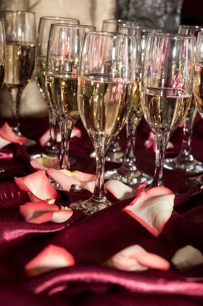 Glazen met champagne — Stockfoto