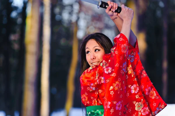 Κορίτσι με ένα katana — Φωτογραφία Αρχείου